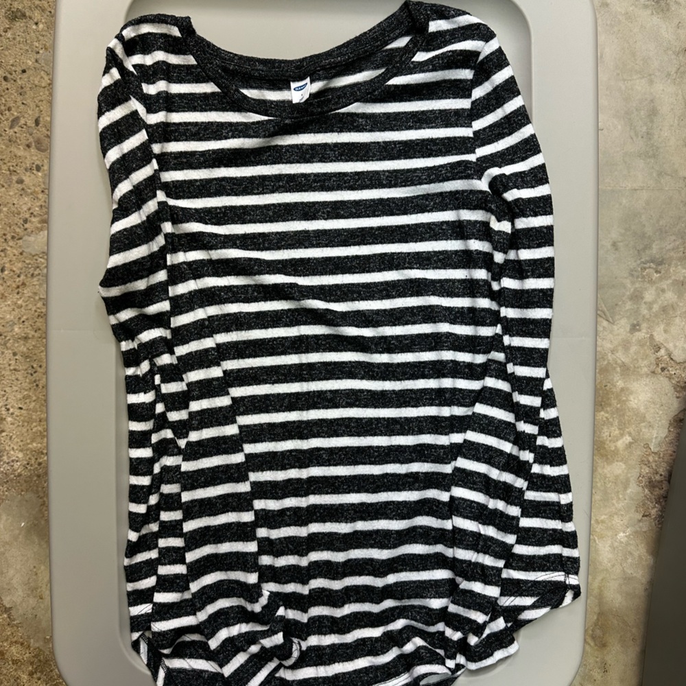 Old navy long sleeve top.